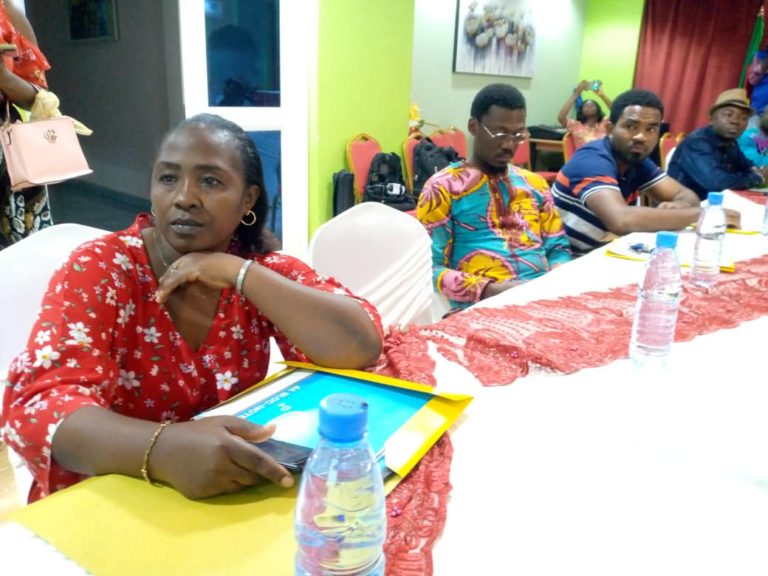 Yaoundé 12 juillet 2023 -Les personnels des formations sanitaires de Yaoundé à l'école de ONG FIS Cameroun